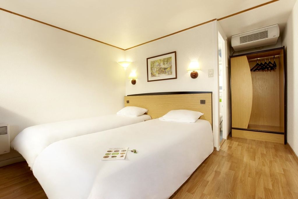 Kyriad Direct Marseille Est La Valentine La Penne-sur-Huveaune Habitación foto